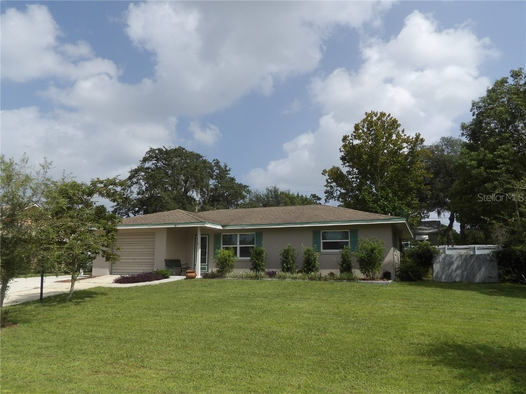 761 E Fairbairn Drive Deltona FL 32725 V4932565 image1