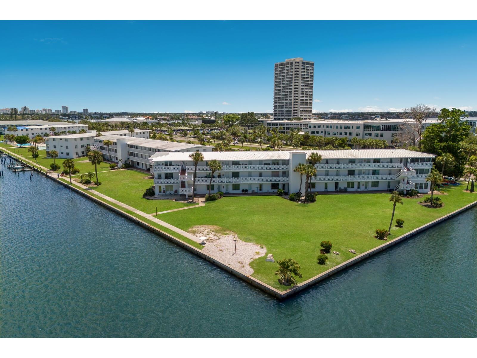 761 John Ringling Boulevard #31 Sarasota FL 34236 - SARASOTA BAY A4688346 image2