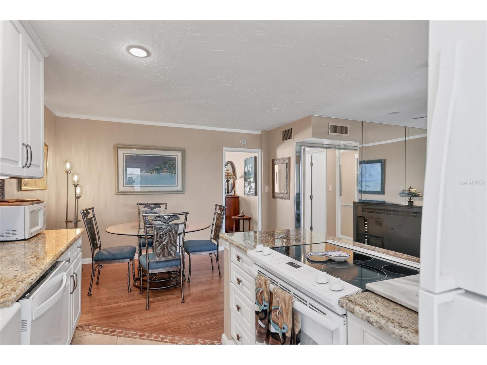 761 John Ringling Boulevard #34 Sarasota FL 34236 - SARASOTA BAY A4682042 image15