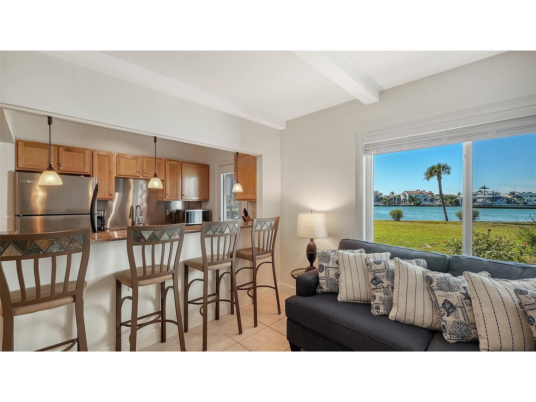 761 John Ringling Boulevard #5 Sarasota FL 34236 - SARASOTA BAY A4679138 image4