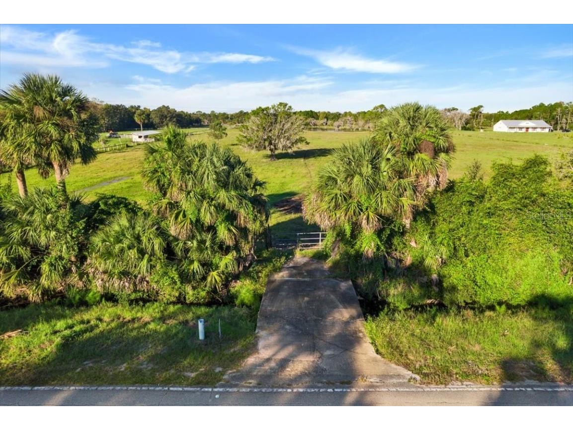 761 Lemon Bluff Road Osteen FL 32764 O6148099 image1