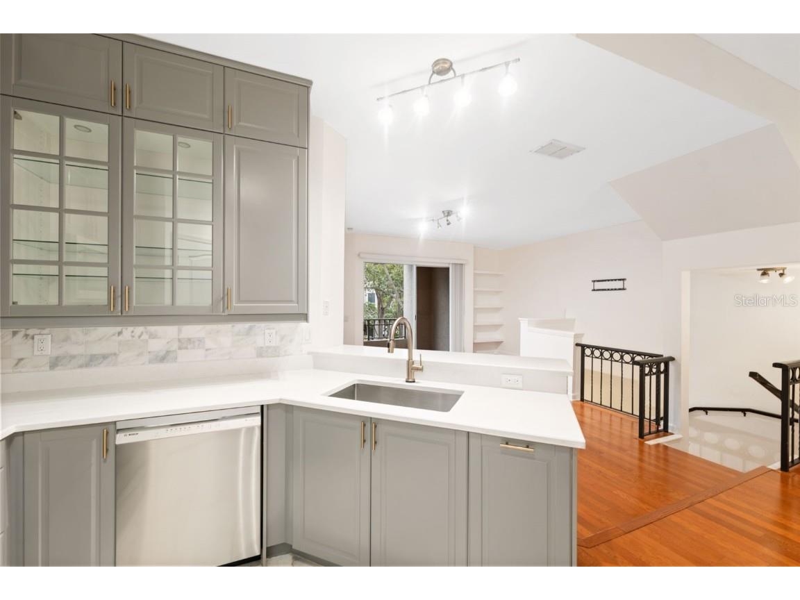 761 Mainsail Drive Tampa FL 33602 TB8428980 image18