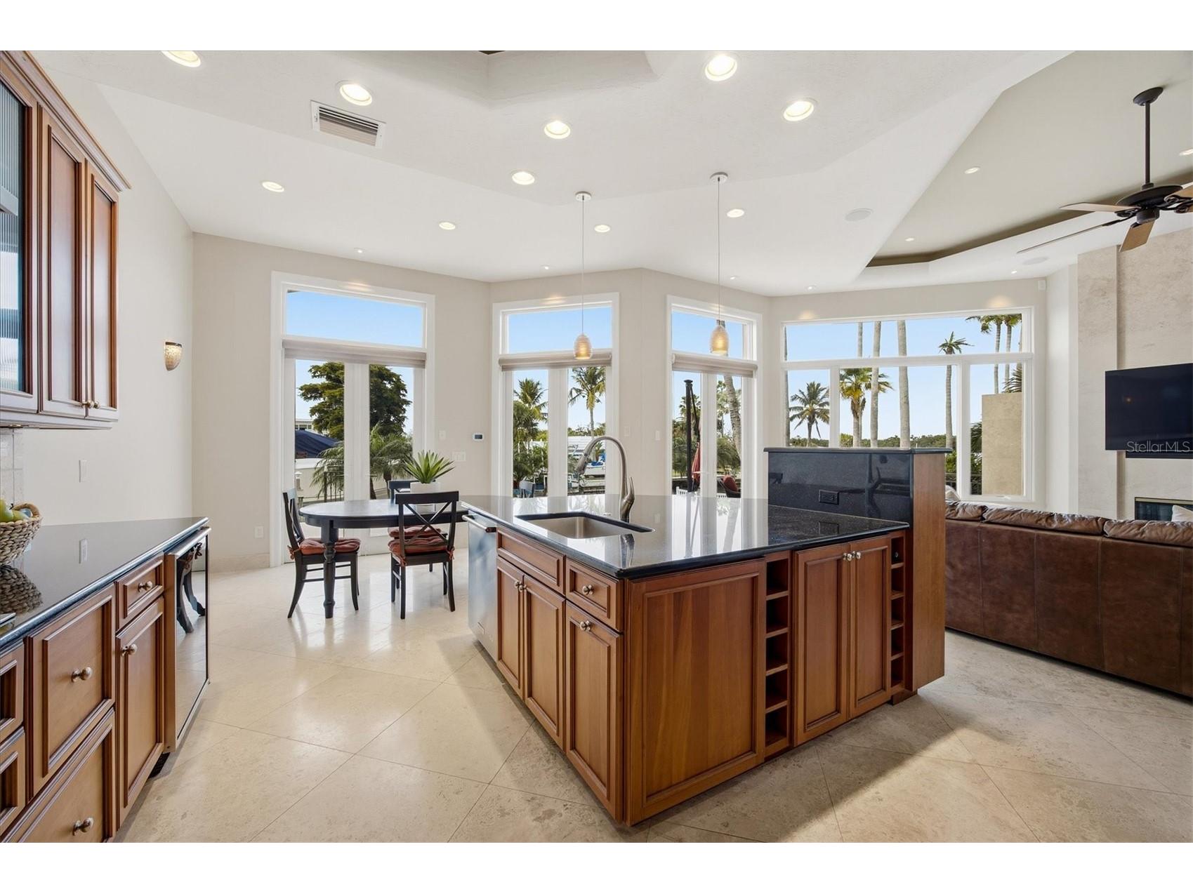 761 Norton Street Longboat Key FL 34228 A4677200 image21