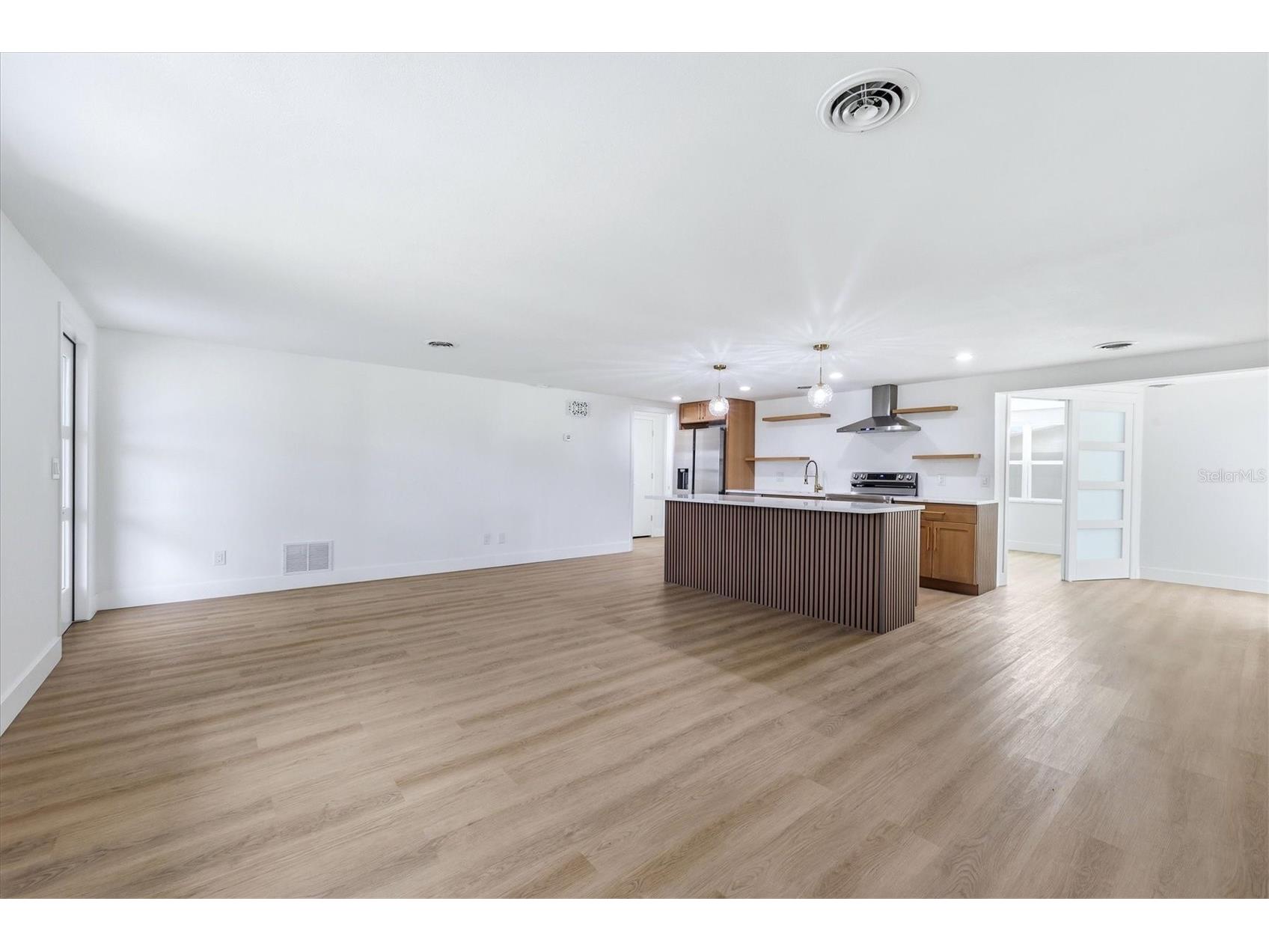 761 S Venice Boulevard Venice FL 34293 N6144008 image8