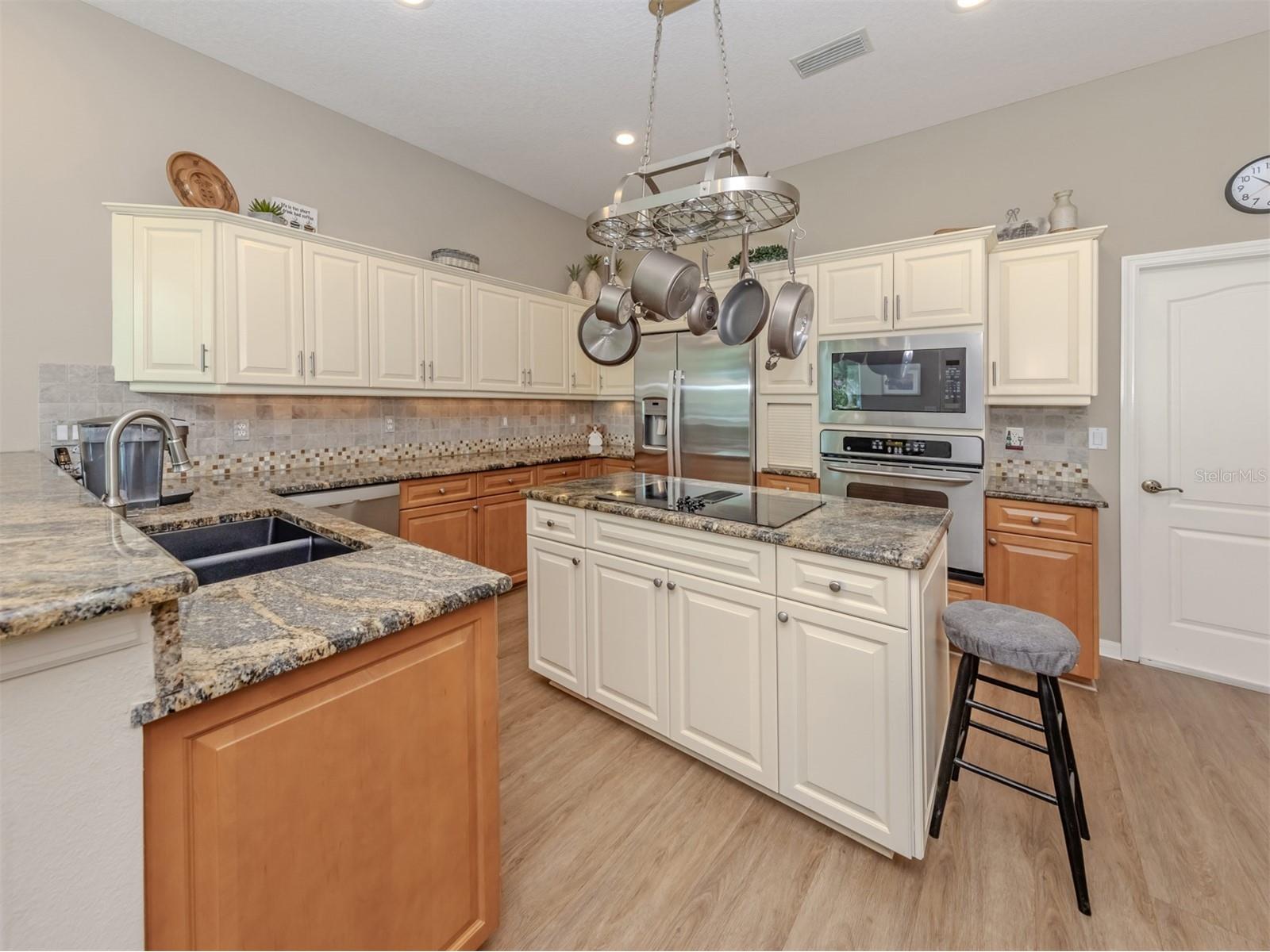 761 Silk Oak Drive Venice FL 34293 N6144649 image32