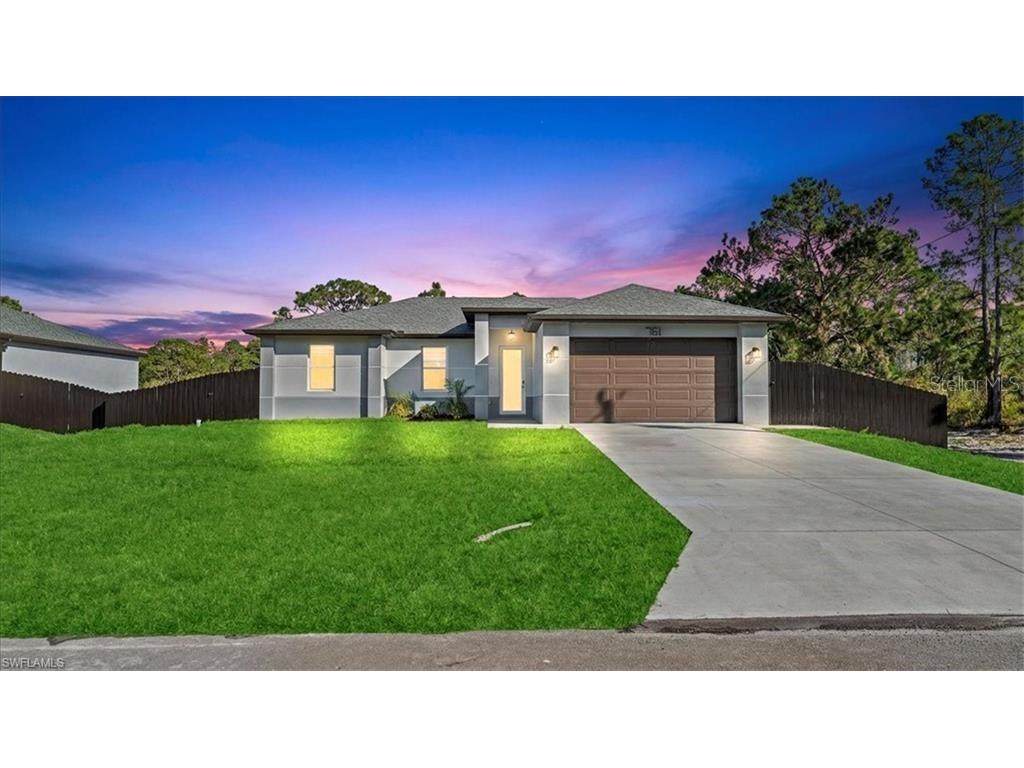 761 Silverstar Avenue S Lehigh Acres FL 33974 A4686318 image1