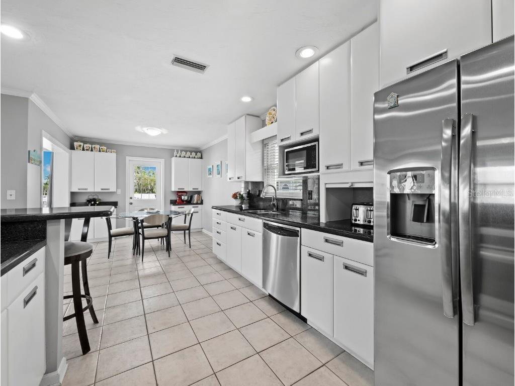 761 Tarawitt Drive Longboat Key FL 34228 - GULF OF MEXICO A4672164 image15