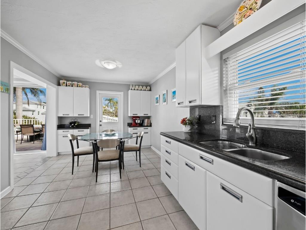 761 Tarawitt Drive Longboat Key FL 34228 - GULF OF MEXICO A4672164 image22