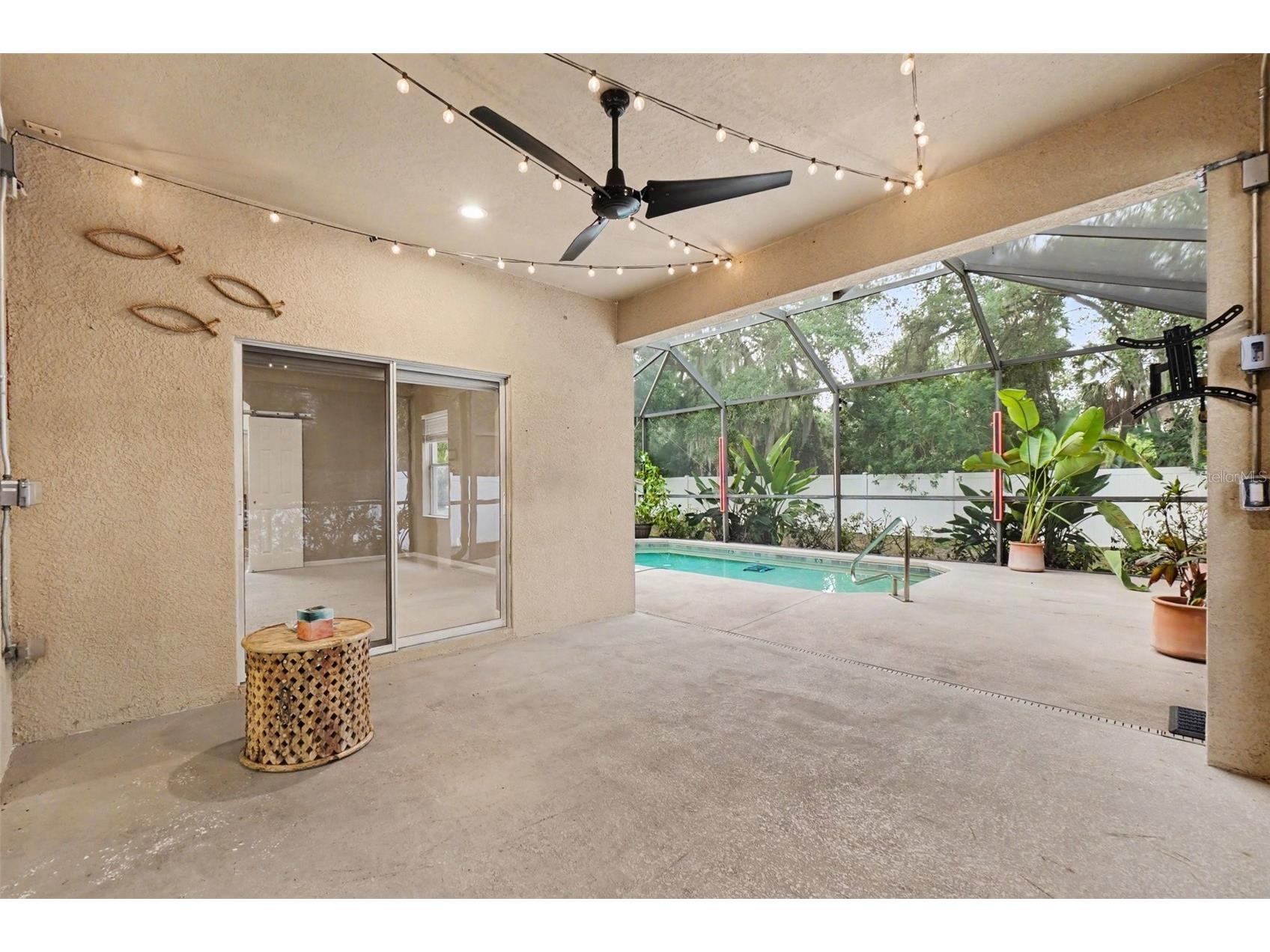 7610 Tangle Brook Boulevard Gibsonton FL 33534 TB8517450 image32