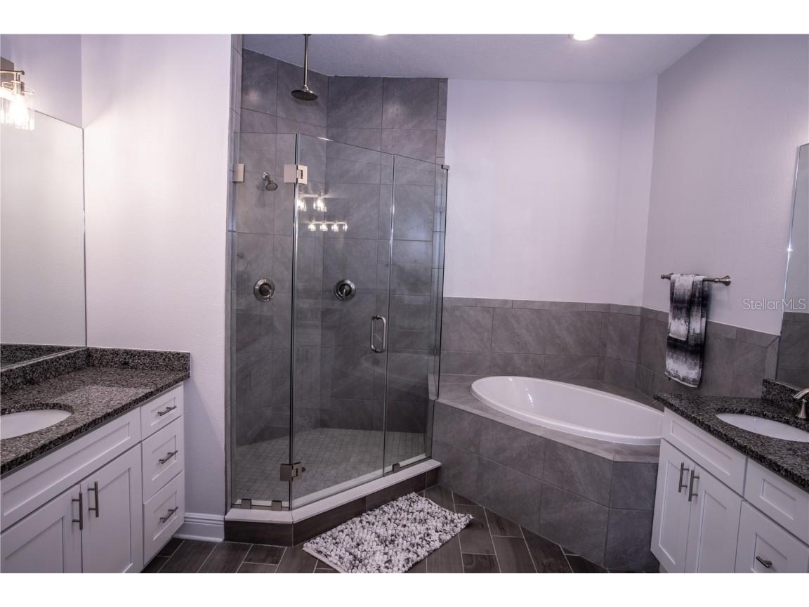 7611 34th Ave W #302 Bradenton FL 34209 A4663675 image23