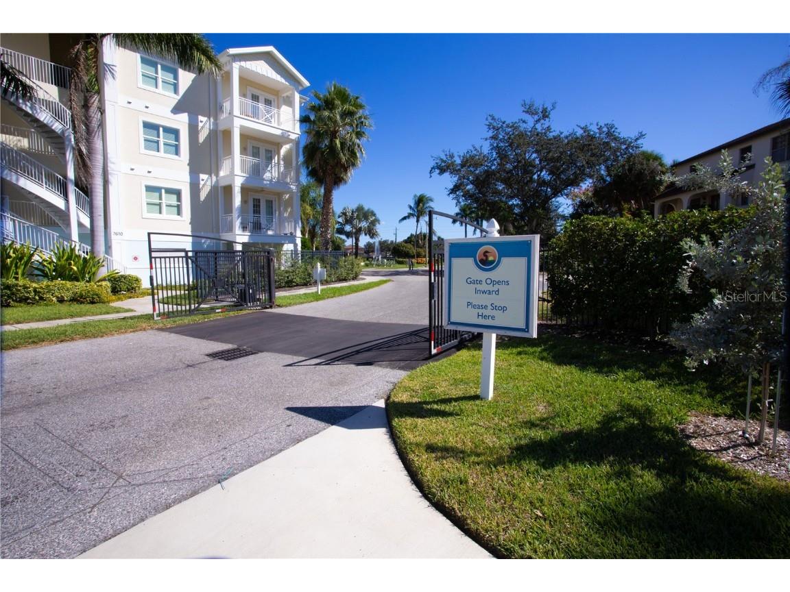 7611 34th Ave W #302 Bradenton FL 34209 A4663675 image42