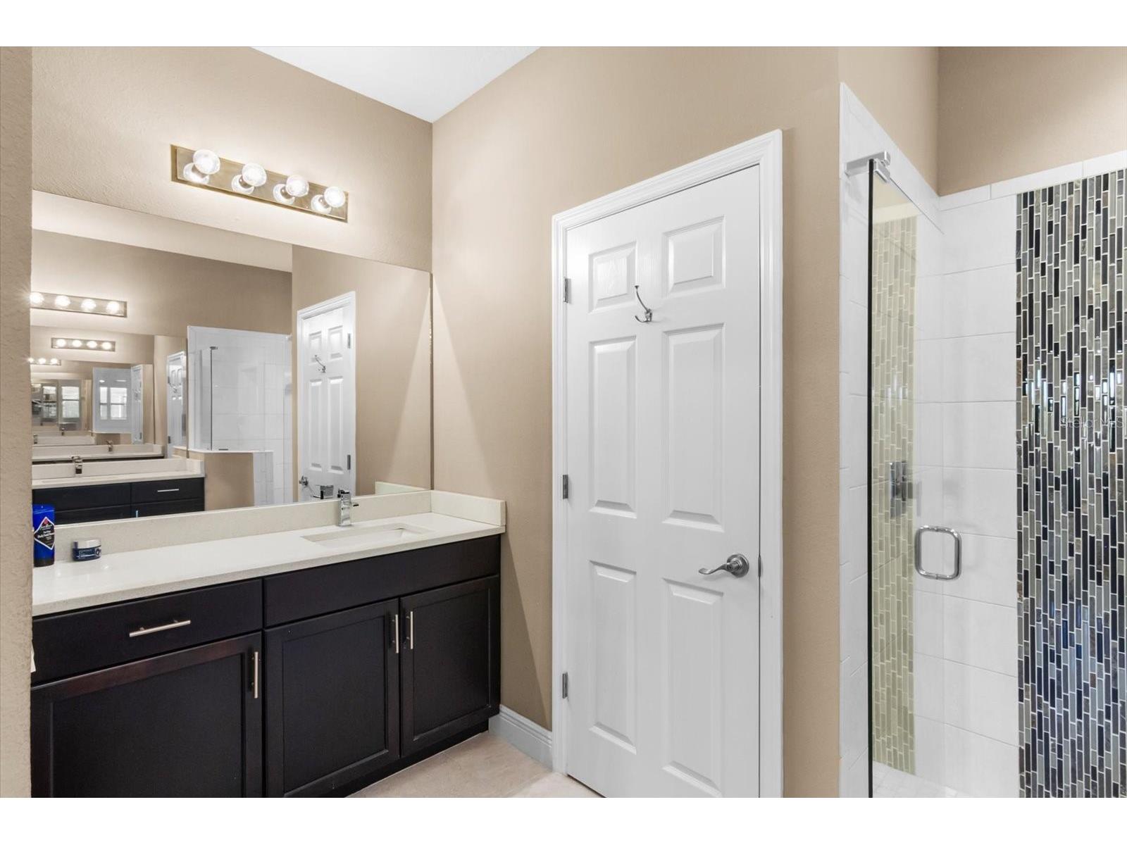 7612 Alumni Trail Sarasota FL 34243 A4681135 image17