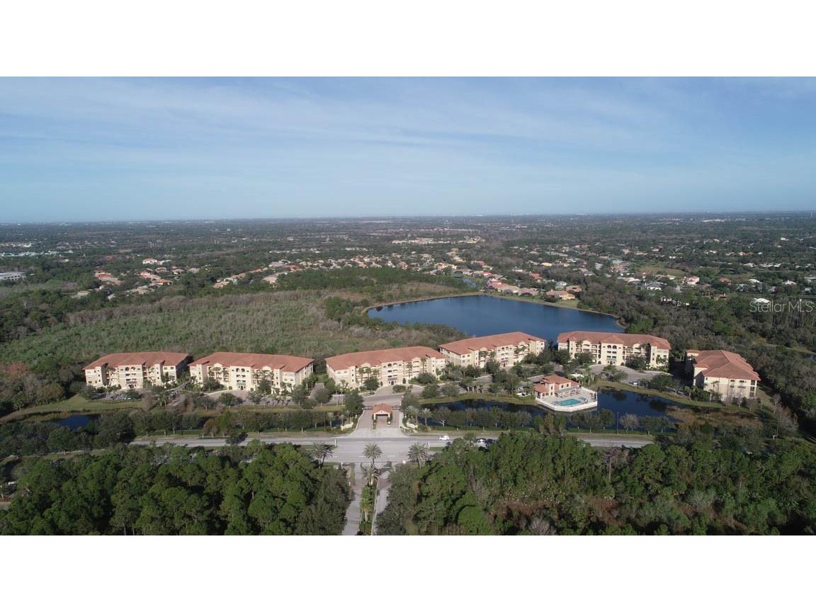 7612 Lake Vista Court #308 Lakewood Ranch FL 34202 A4577585 image1