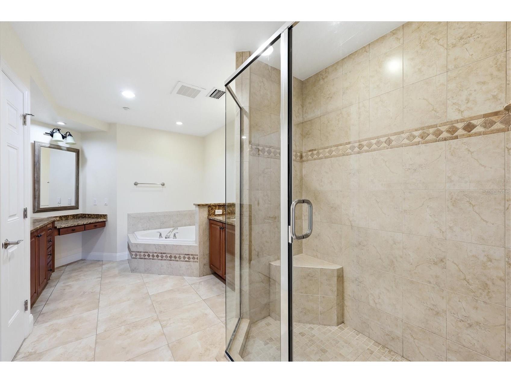 7612 Lake Vista Court #308 Lakewood Ranch FL 34202 A4692172 image28