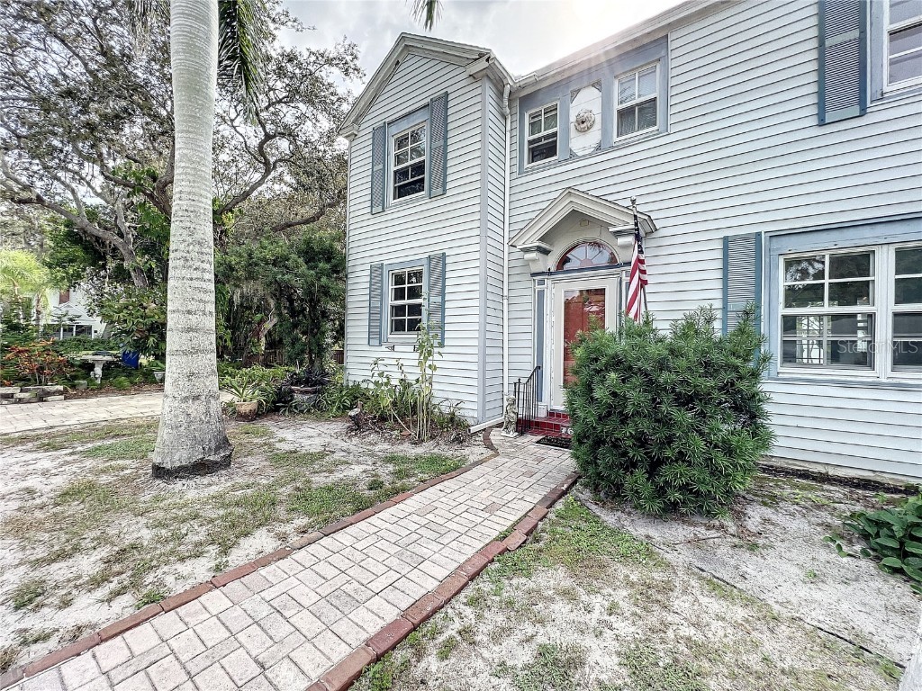 7612 Westmoreland Drive Sarasota FL 34243 A4586687 image1