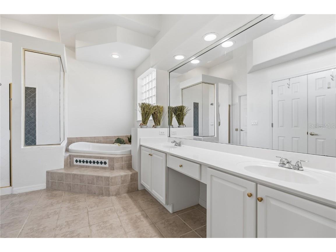 7613 Torino Court Orlando FL 32835 O6342911 image21