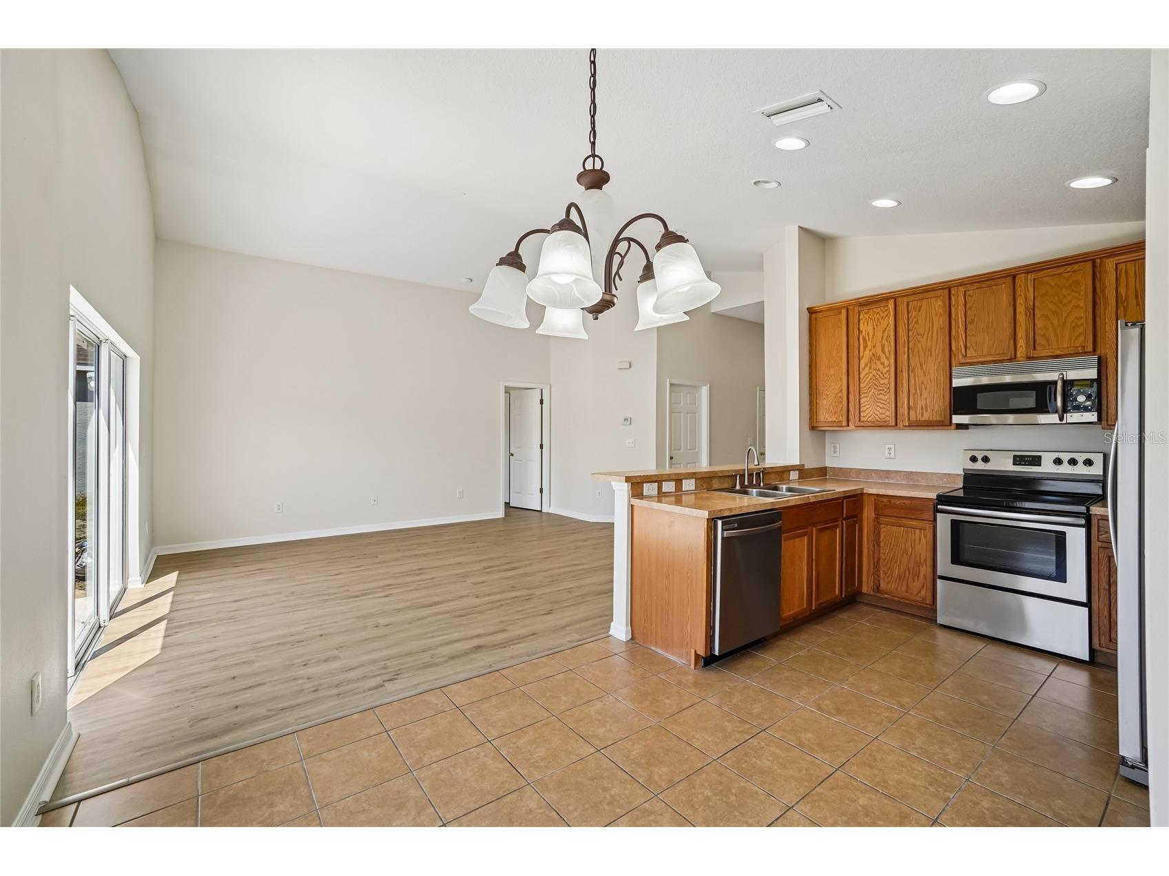 7613 Wood Violet Drive Gibsonton FL 33534 TB8501751 image11
