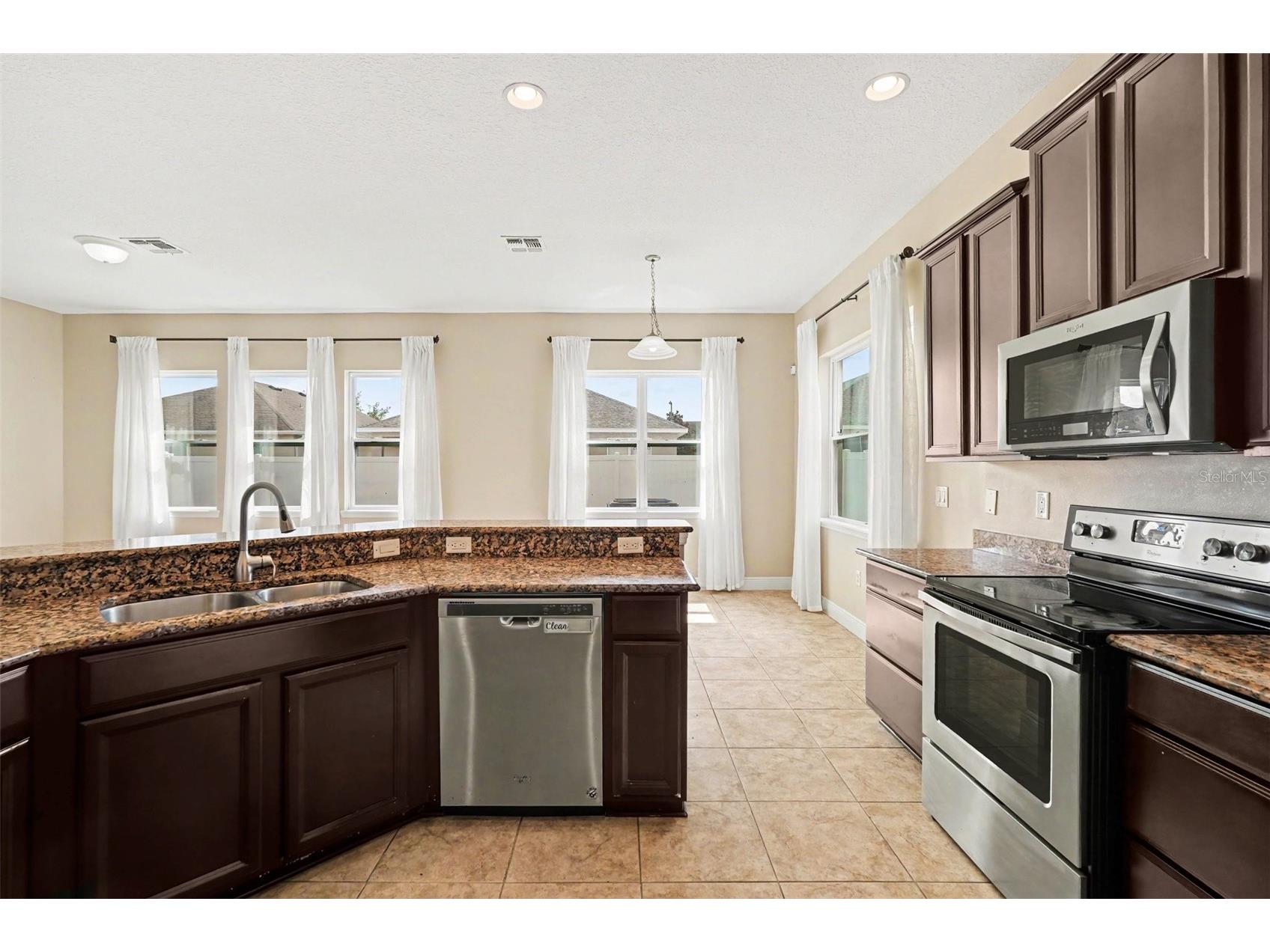 7614 Atwood Drive Wesley Chapel FL 33545 TB8519798 image5