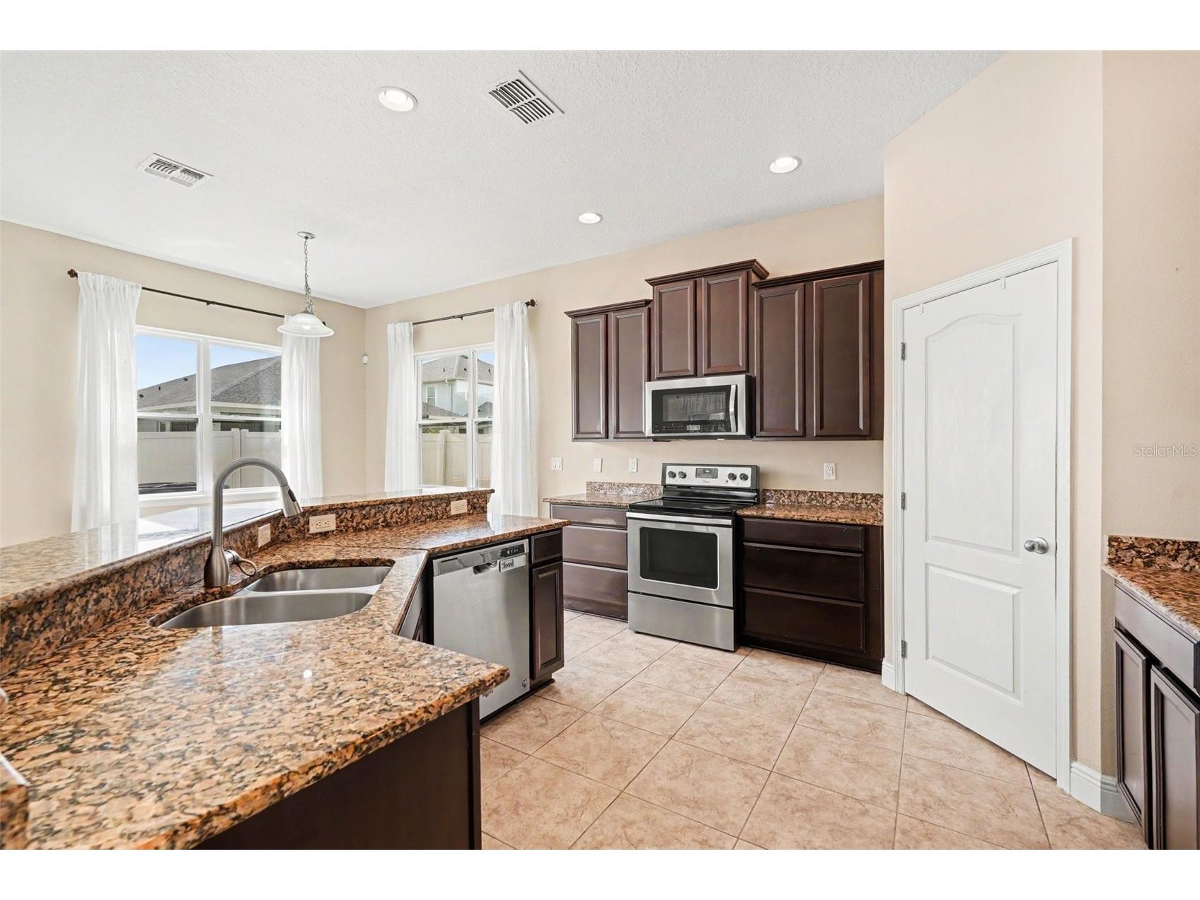 7614 Atwood Drive Wesley Chapel FL 33545 TB8519798 image6