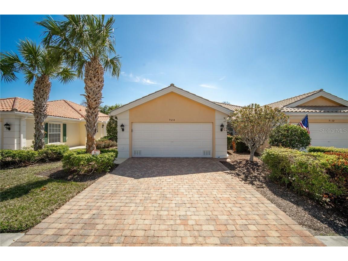 7614 Camminare Drive Sarasota FL 34238 A4561647 image1