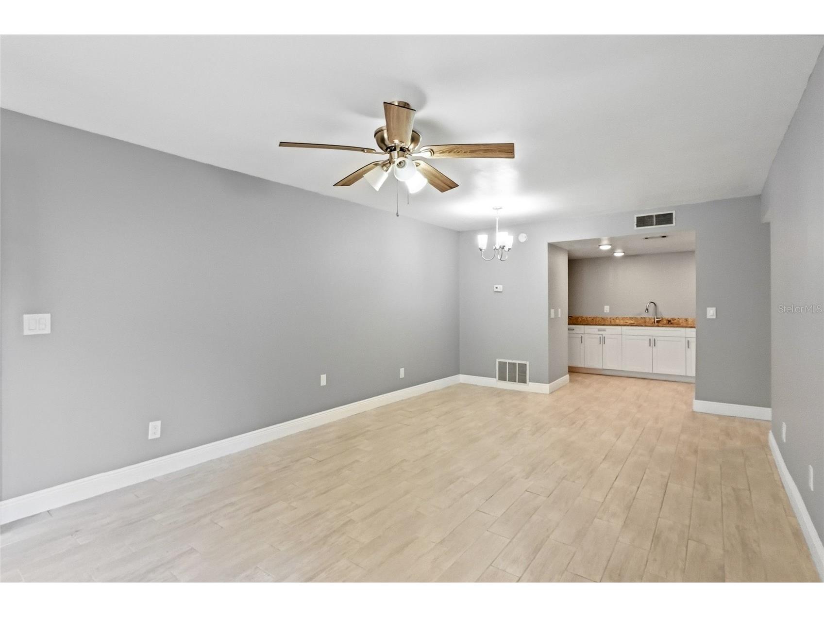 7614 Nacido Court #7614 Tampa FL 33615 TB8506776 image3