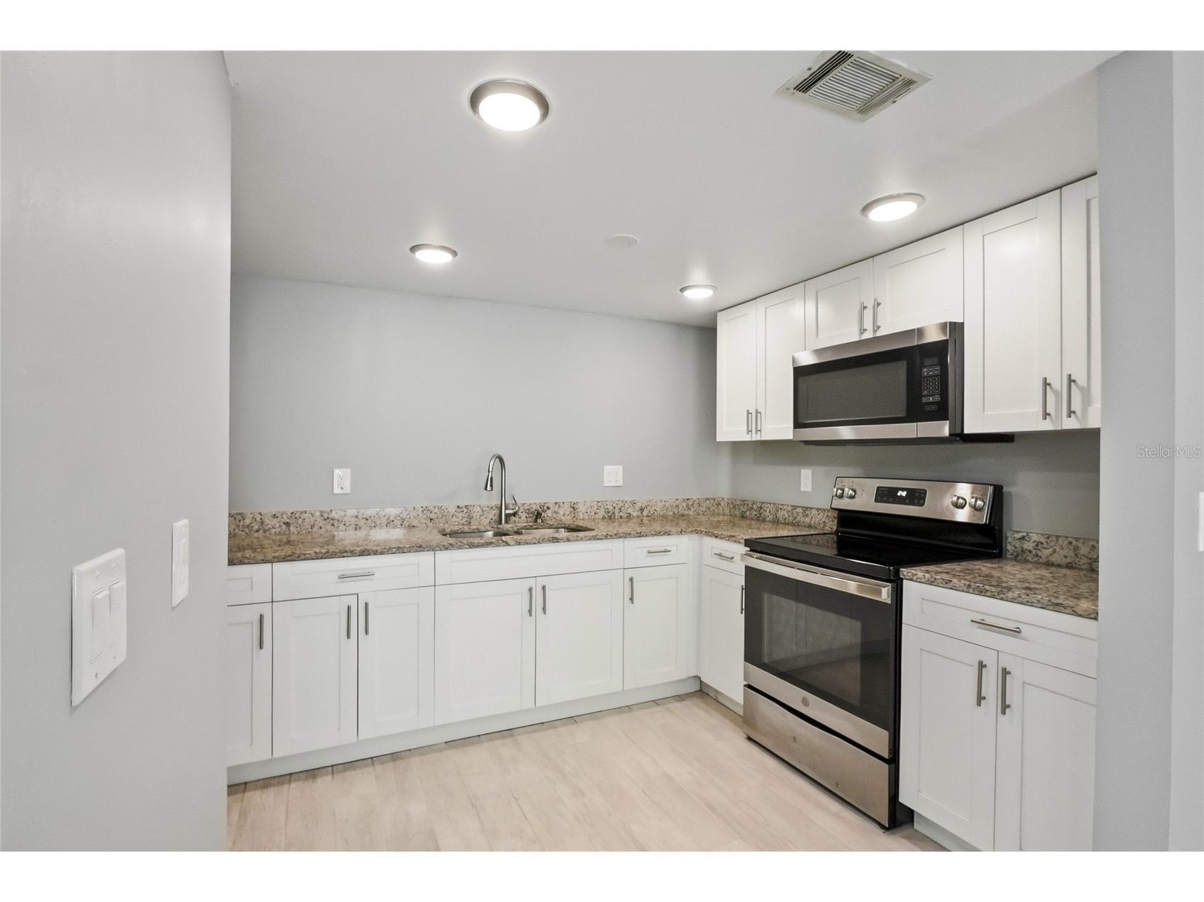 7614 Nacido Court #7614 Tampa FL 33615 TB8506776 image7