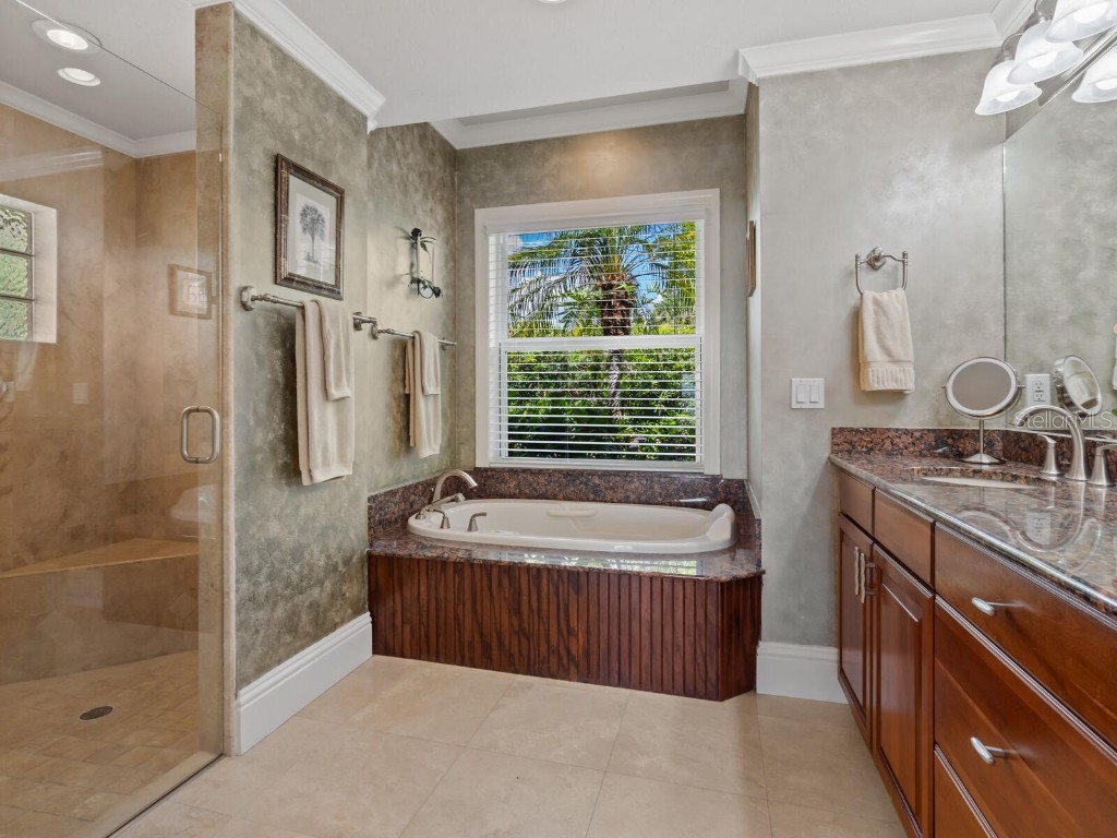 7614 Peninsular Drive Sarasota FL 34231 - LITTLE SARASOTA BAY A4653525 image26