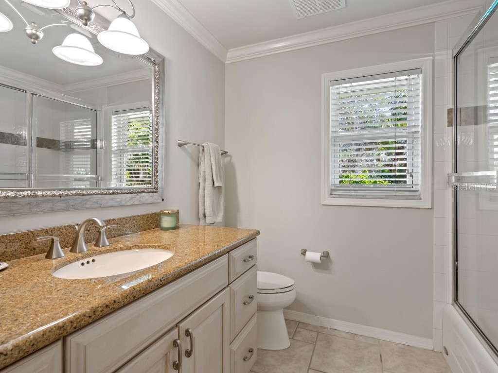 7614 Peninsular Drive Sarasota FL 34231 - LITTLE SARASOTA BAY A4653525 image32