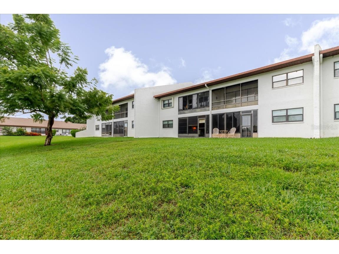 7614 Radcliffe Circle #110B Port Richey FL 34668 TB8422173 image51