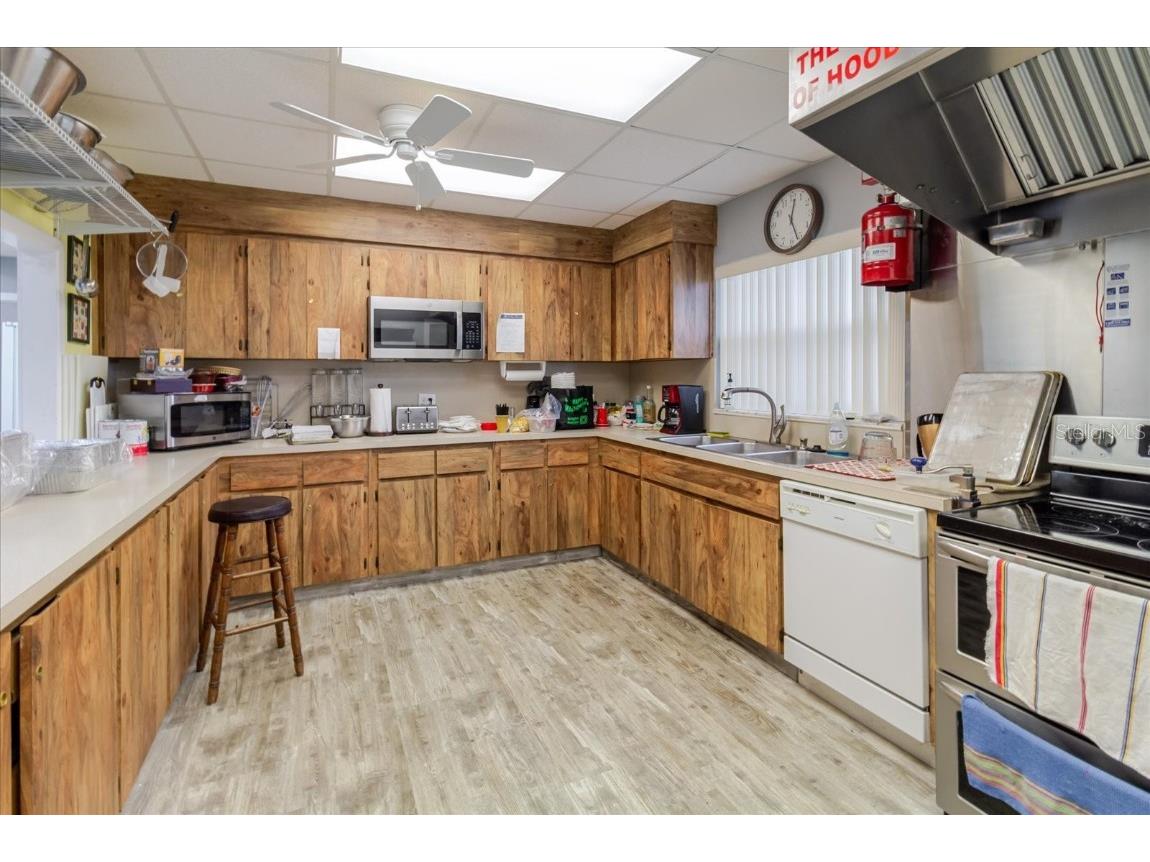 7614 Radcliffe Circle #110B Port Richey FL 34668 TB8422173 image57