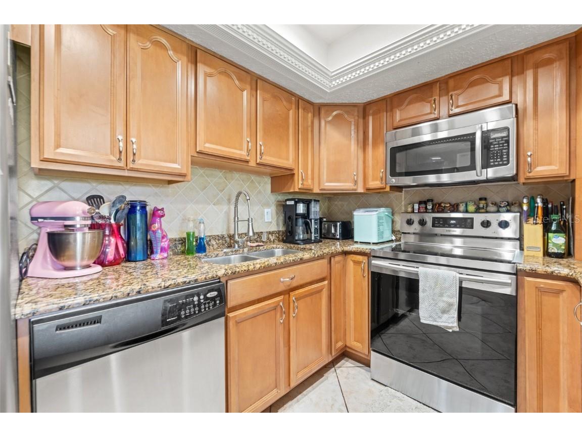 7614 Radcliffe Circle #202B Port Richey FL 34668 TB8398874 image19