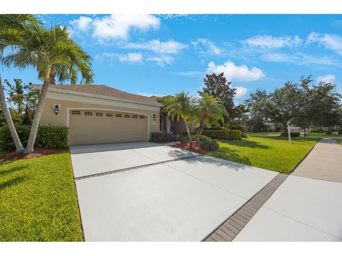 7615 Charleston Street Bradenton FL 34201 A4655908 image2