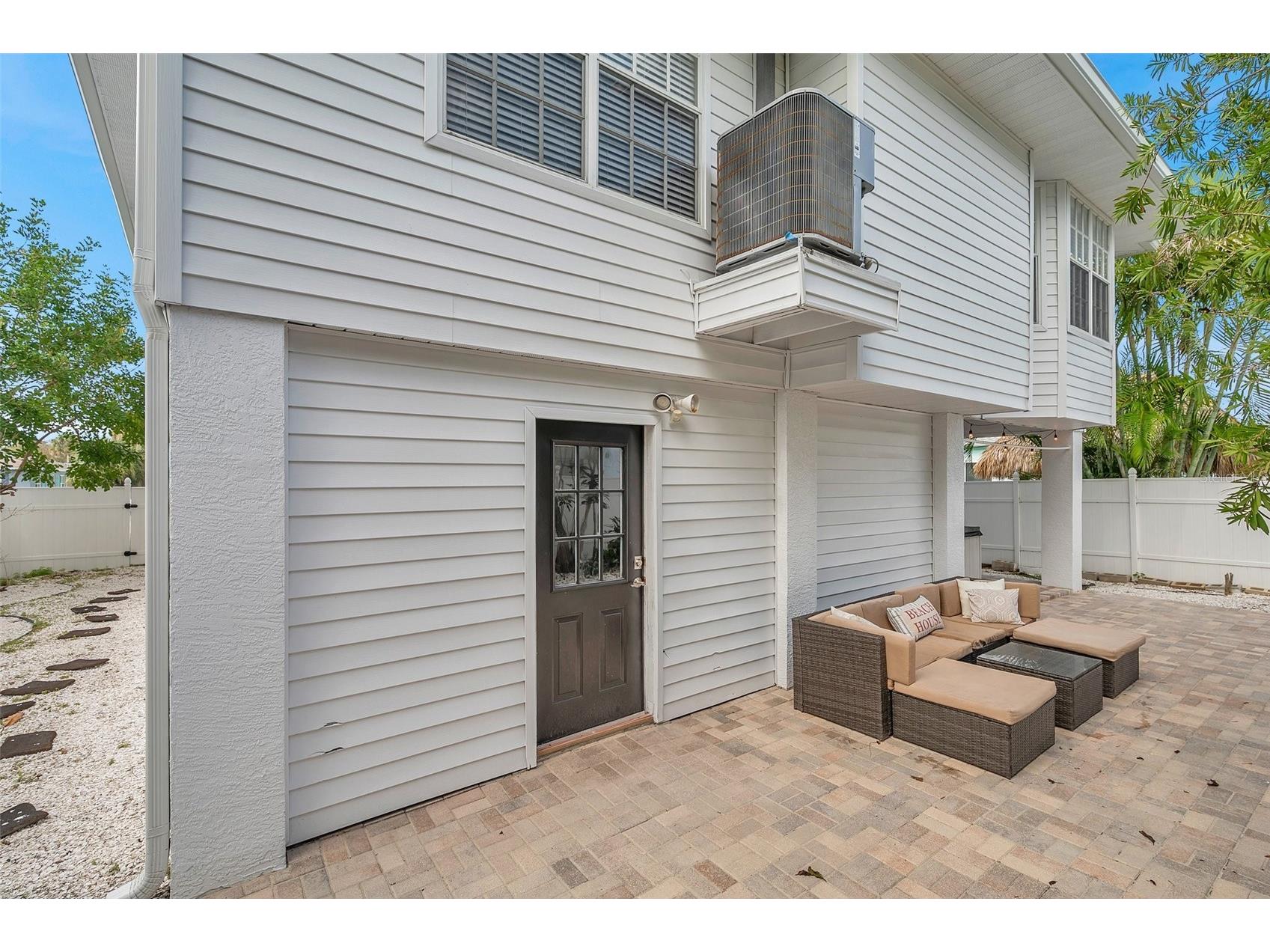 7615 Coquina Way Saint Pete Beach FL 33706 TB8493109 image21
