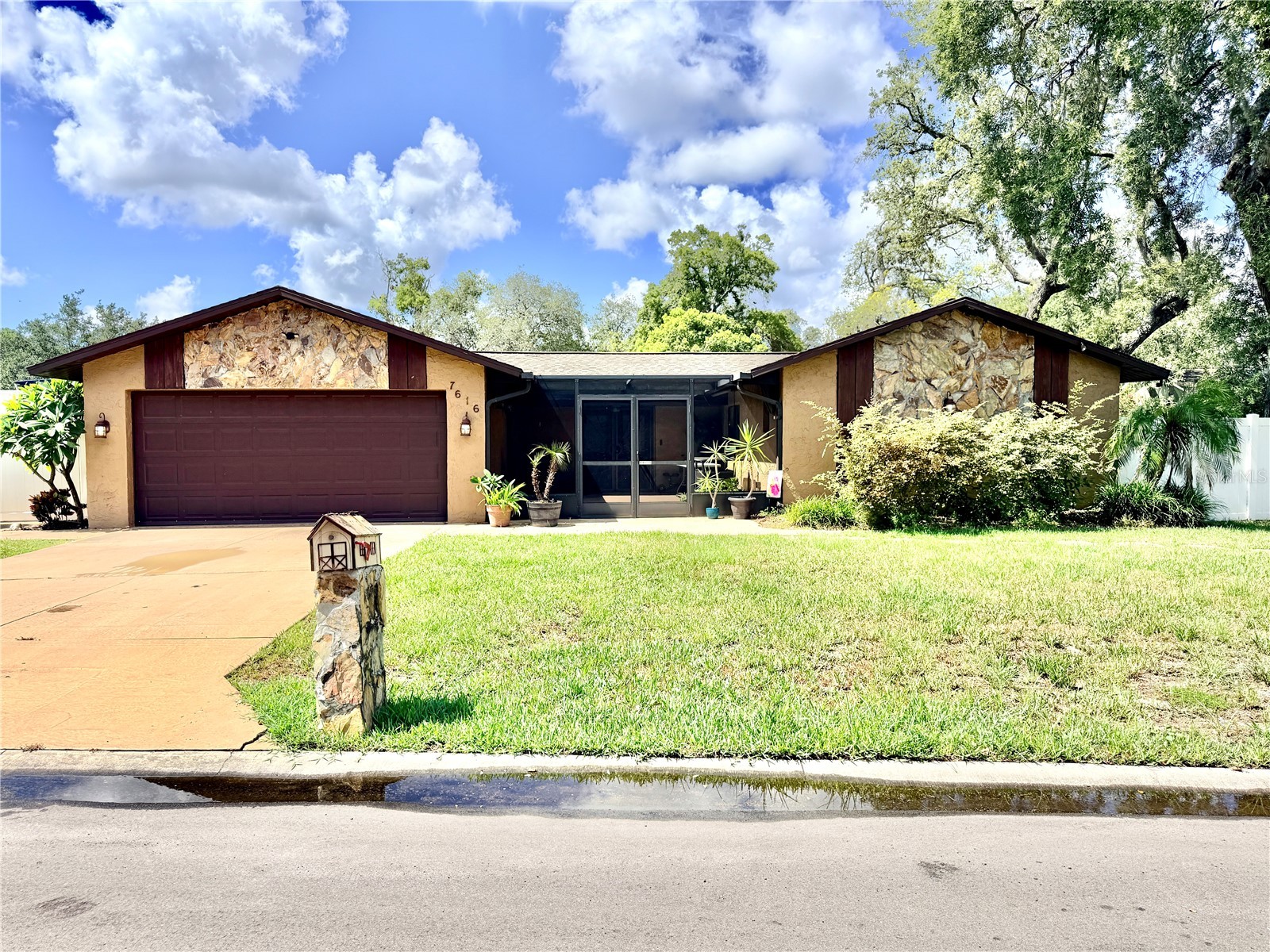 7616 Laurel Oak Court Port Richey FL 34668 TB8525472 image1