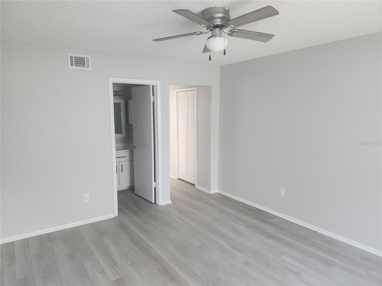 7616 Pacific Heights Circle Orlando FL 32835 O6402436 image13