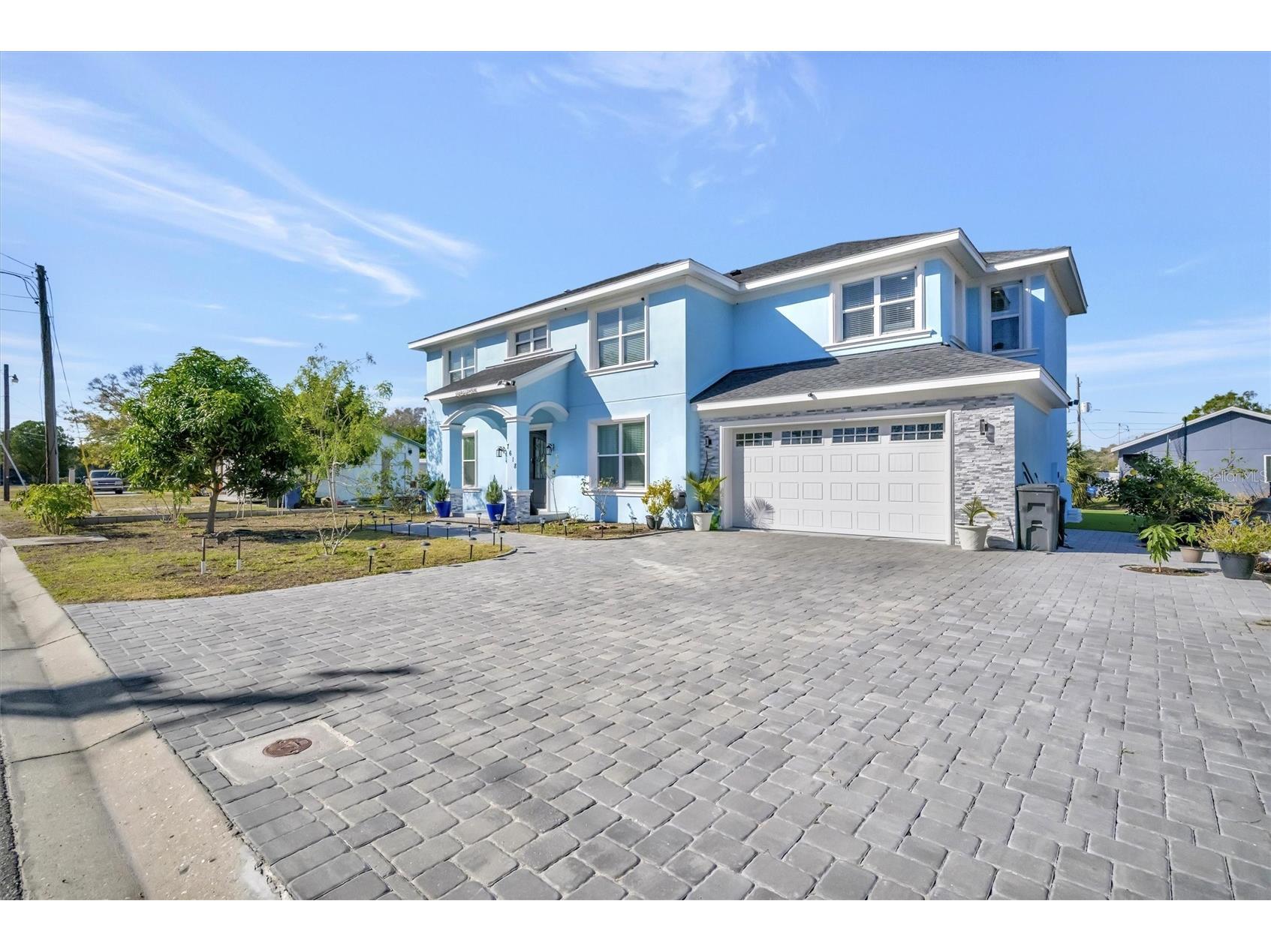 7618 16th Court Sarasota FL 34243 A4679228 image1