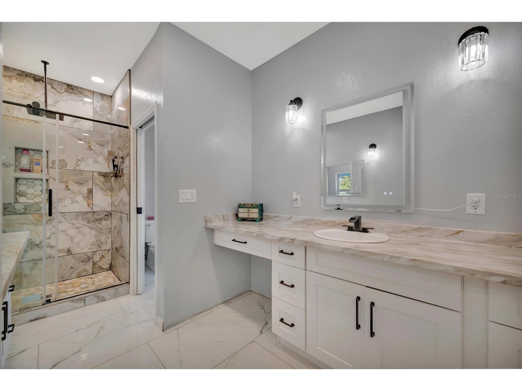 7618 16th Court Sarasota FL 34243 A4679228 image29