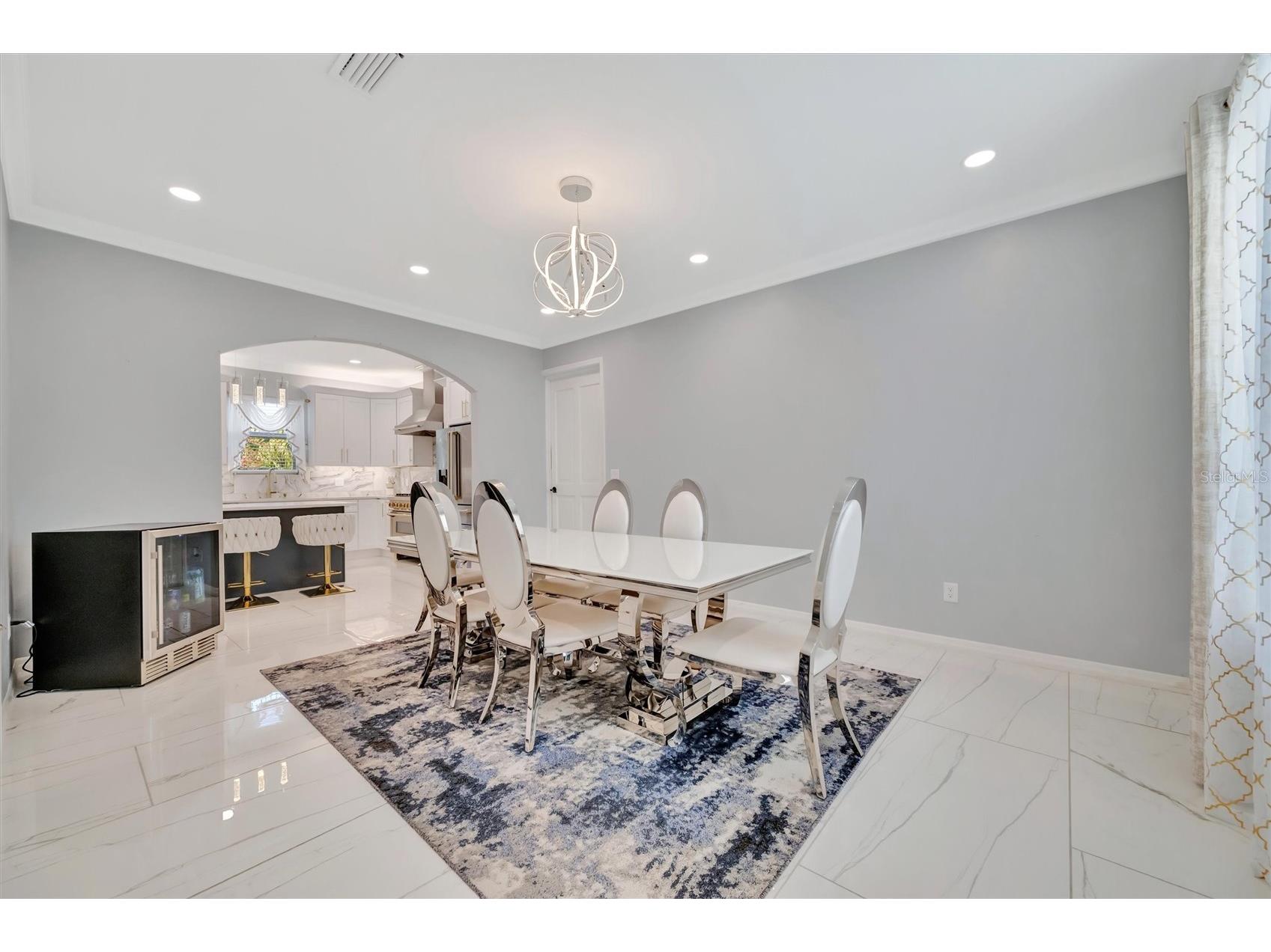 7618 16th Court Sarasota FL 34243 A4679228 image4