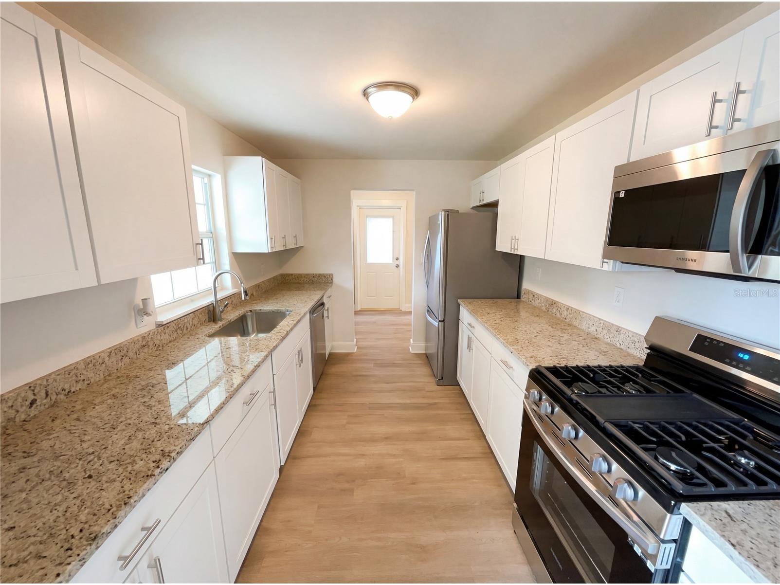 7618 Brockbank Drive Orlando FL 32809 O6377574 image2
