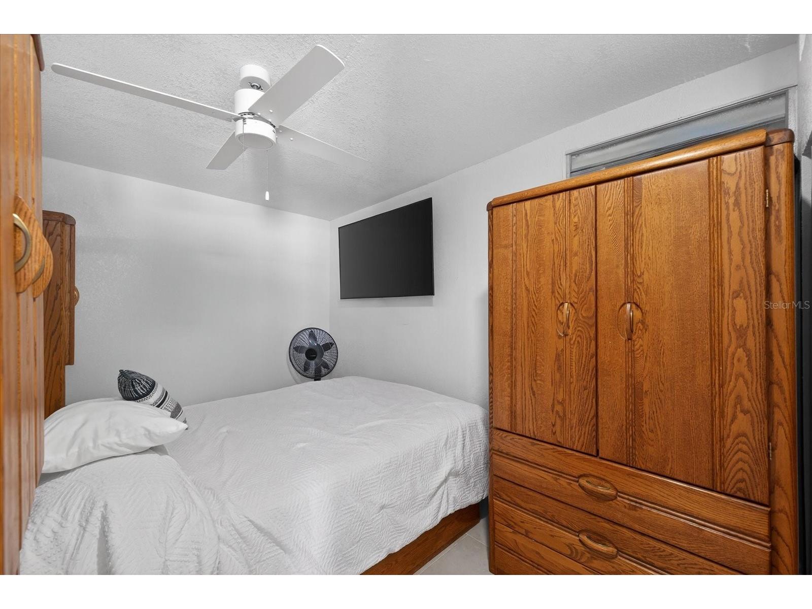 7618 Lavender Lane Tampa FL 33619 TB8465392 image16