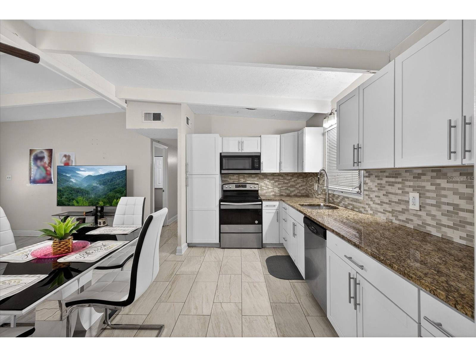 7618 Lavender Lane Tampa FL 33619 TB8465392 image27