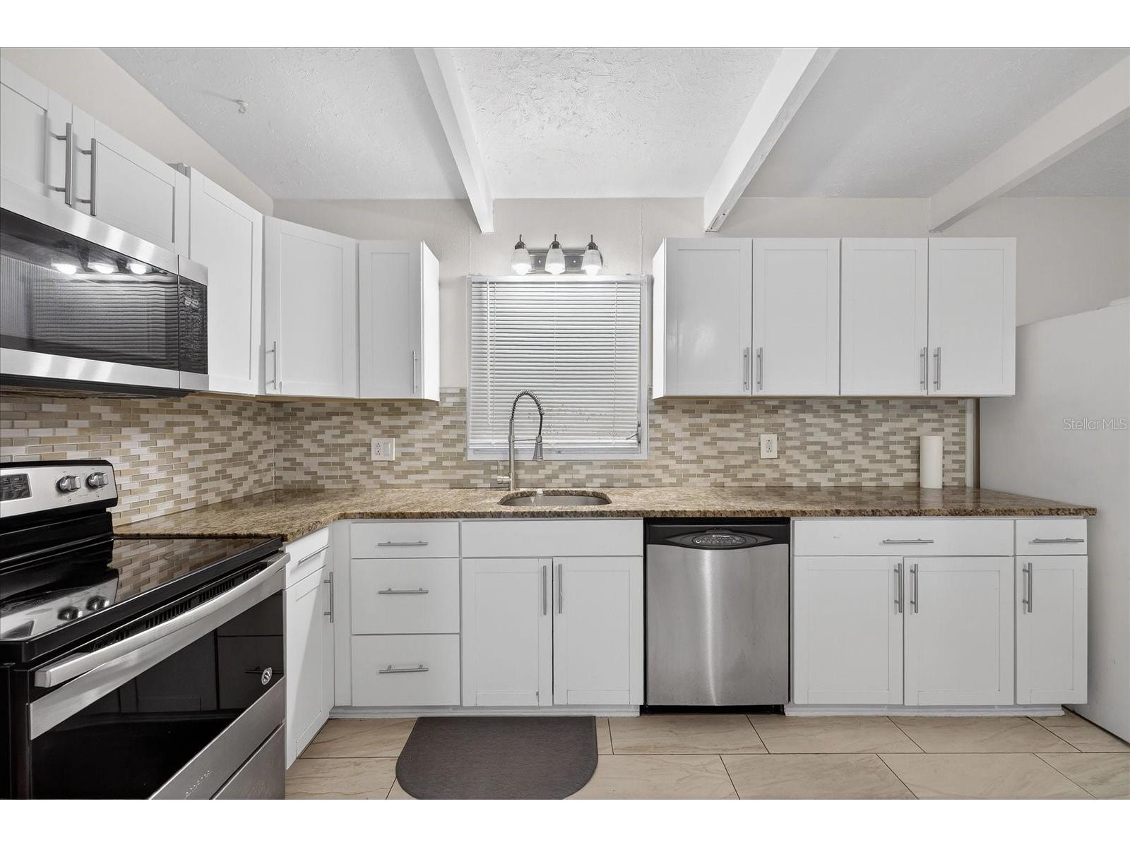 7618 Lavender Lane Tampa FL 33619 TB8465392 image28