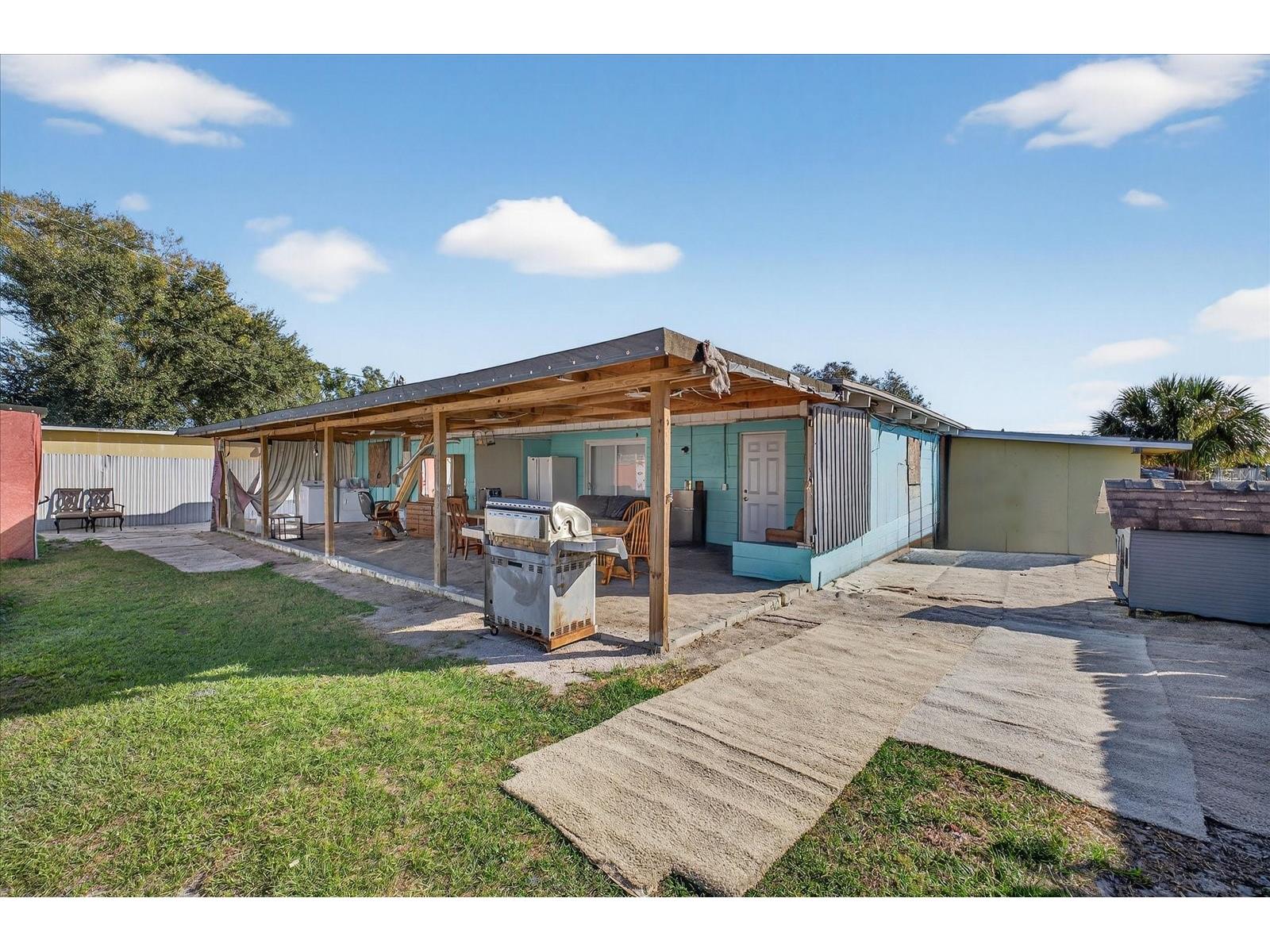 7618 Lavender Lane Tampa FL 33619 TB8465392 image38