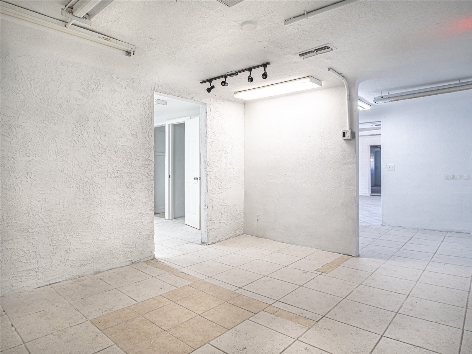 7618 Us Highway 19 New Port Richey FL 34652 TB8412109 image12