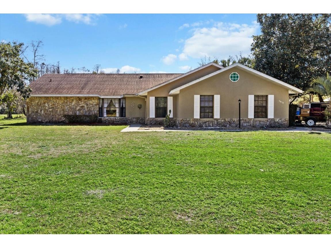 7618 W Golf Club Street Crystal River FL 34429 TB8358327 image1