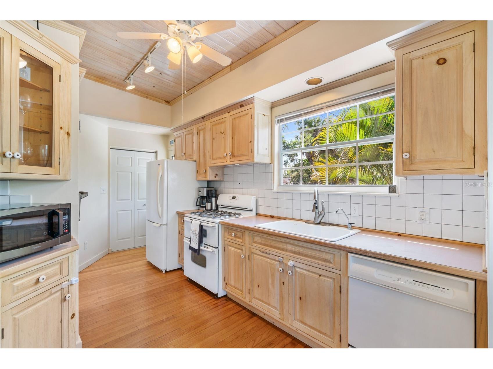 762 23rd Avenue N Saint Petersburg FL 33704 TB8498712 image14