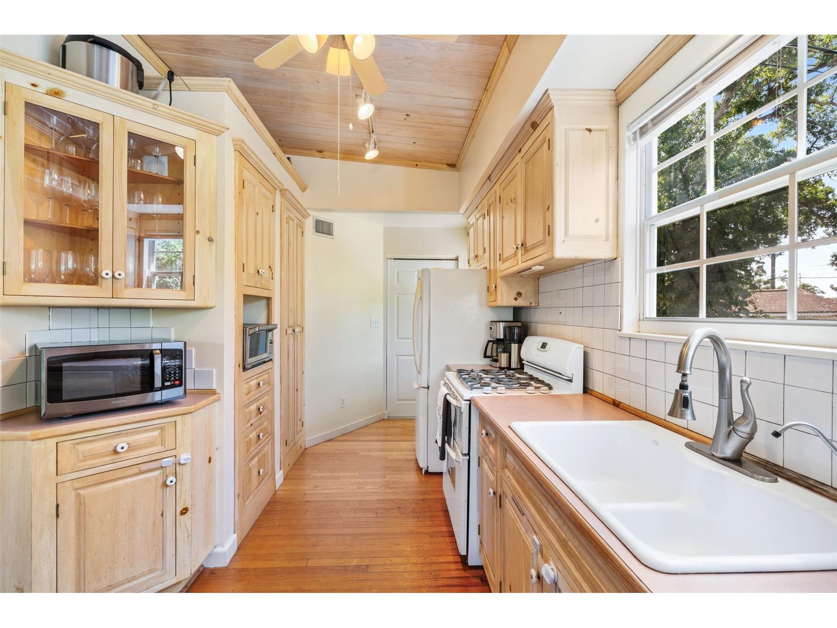 762 23rd Avenue N Saint Petersburg FL 33704 TB8498712 image16