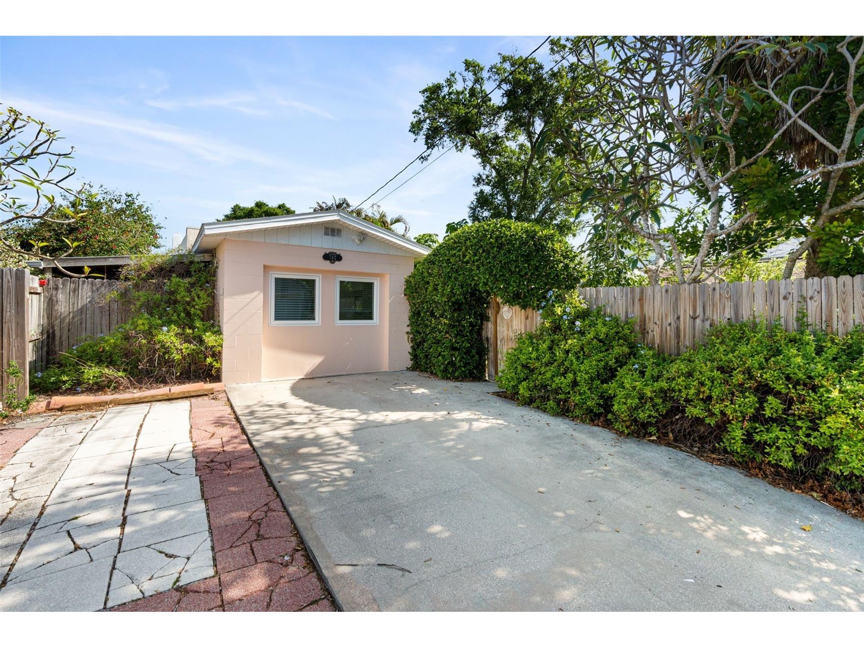 762 23rd Avenue N Saint Petersburg FL 33704 TB8498712 image33