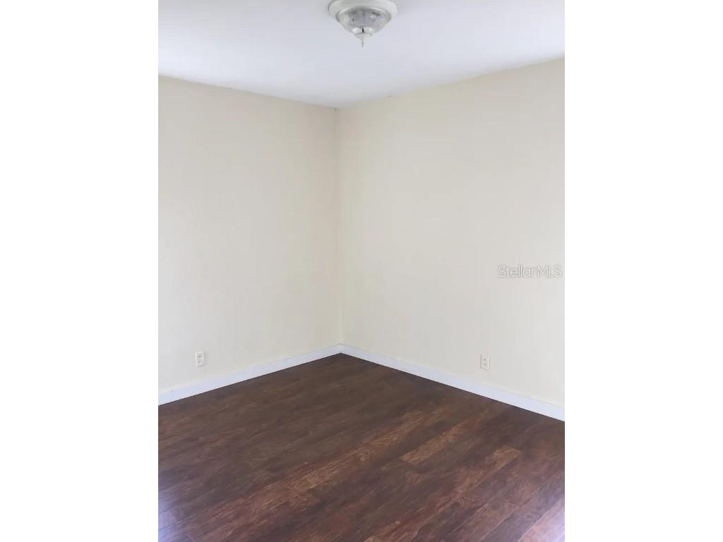 762 60th Avenue NE Saint Petersburg FL 33703 OM709574 image11