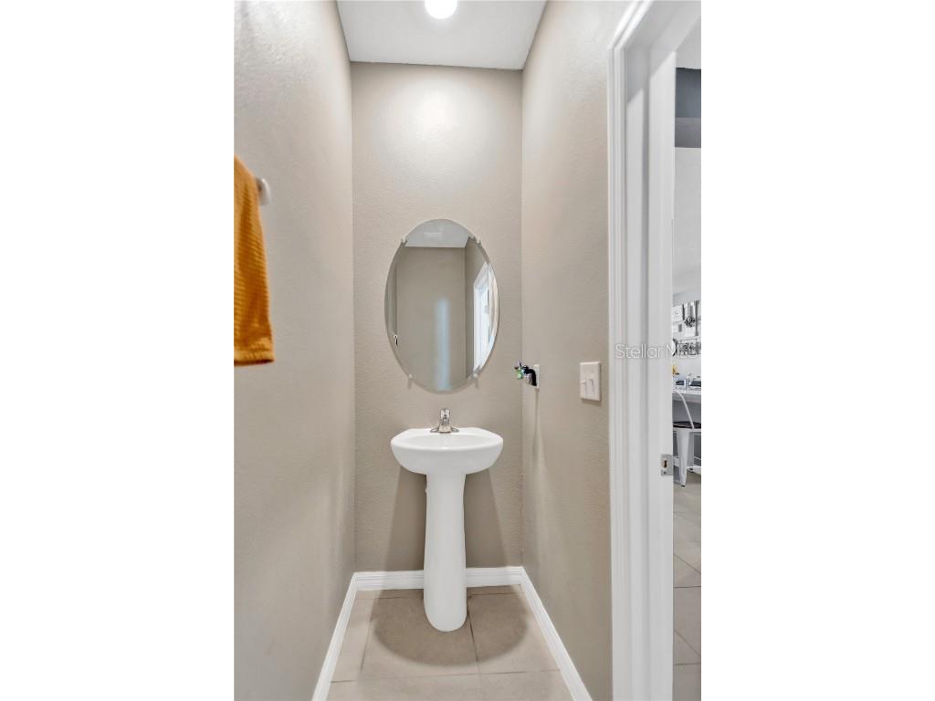 762 Barclay Wood Drive Ruskin FL 33570 TB8435966 image5